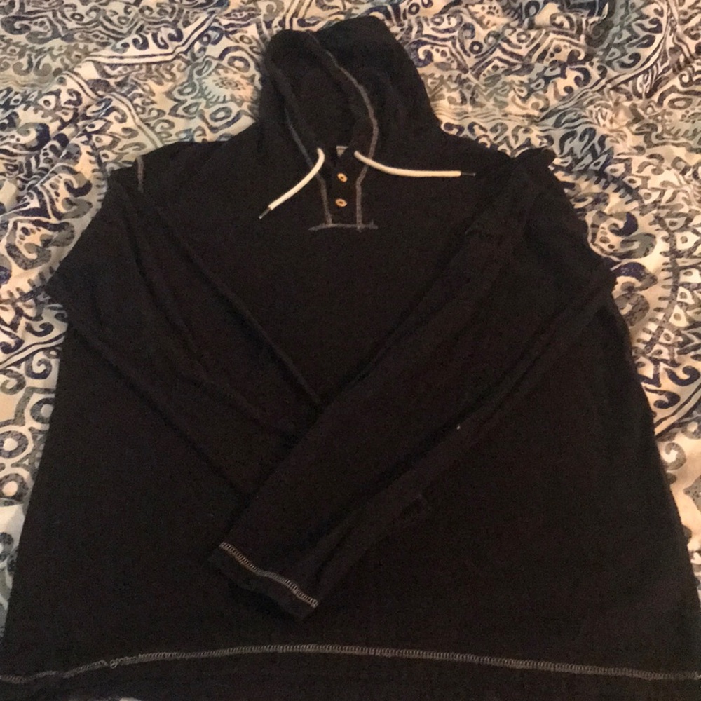 Men’s XL hooded long sleeve shirt NWOT